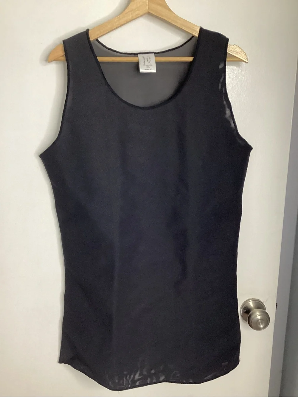 NWOT Black Scoop Neck Compression/Chest Binder Tank Top 2XL - Picture 2 of 9